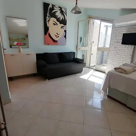 Casa Di Arturo Mansarda Roccalumera