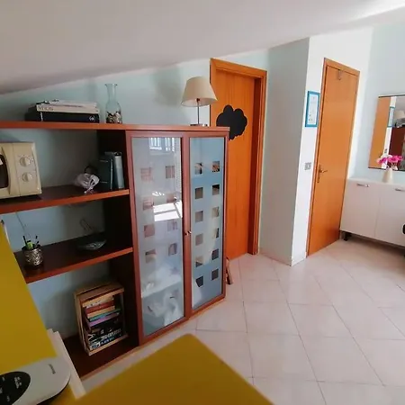 Casa Di Arturo Mansarda Roccalumera