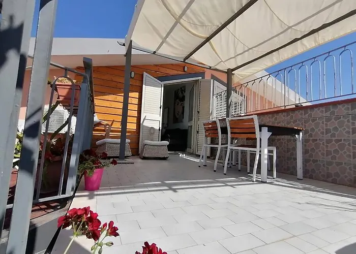 Casa Di Arturo Mansarda * Roccalumera