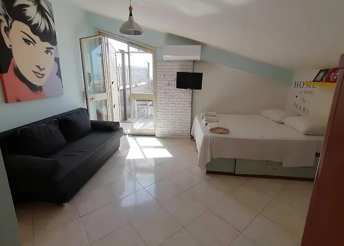 Casa Di Arturo Mansarda * Roccalumera