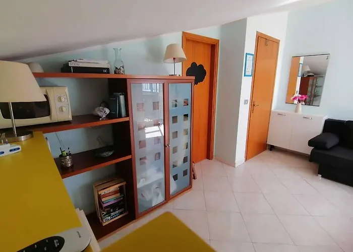 Casa Di Arturo Mansarda Roccalumera